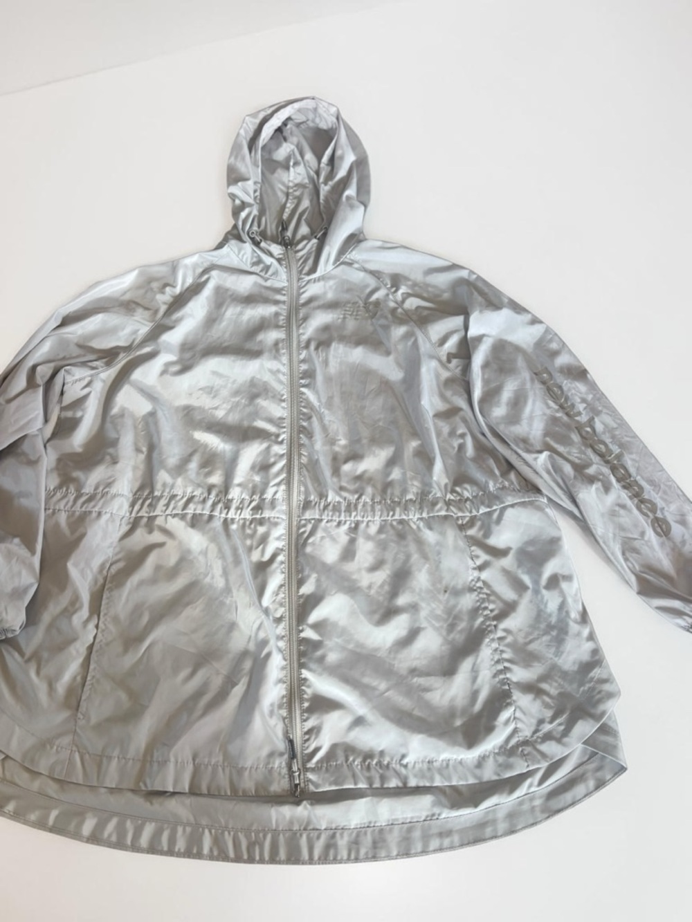 New Balance Lightweight Jacket Women Plus Size Hooded Silver Activewear